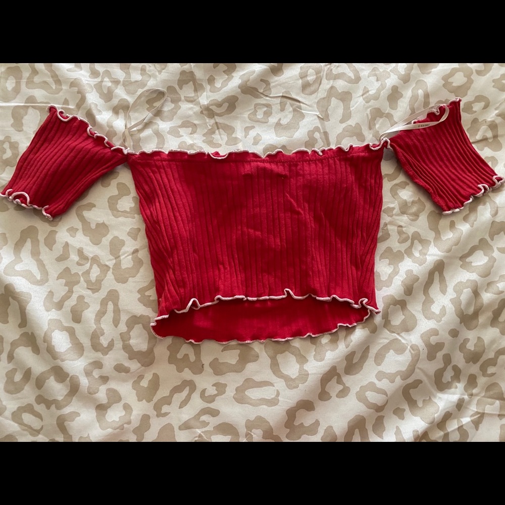 Forever 21 off the shoulder top : never worn
